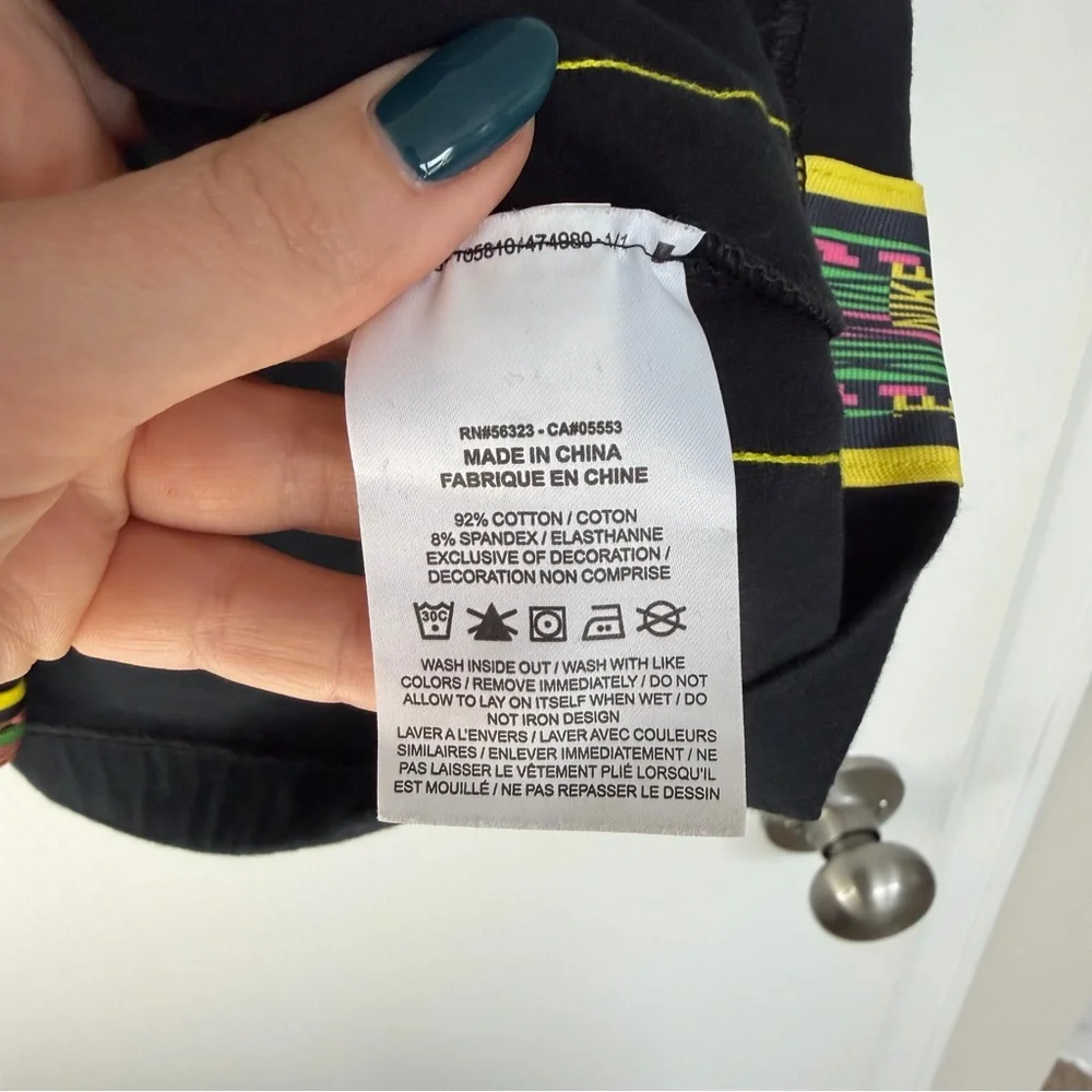Nike Women's Essential Peace Bodycon Dress - Picture 8 of 12